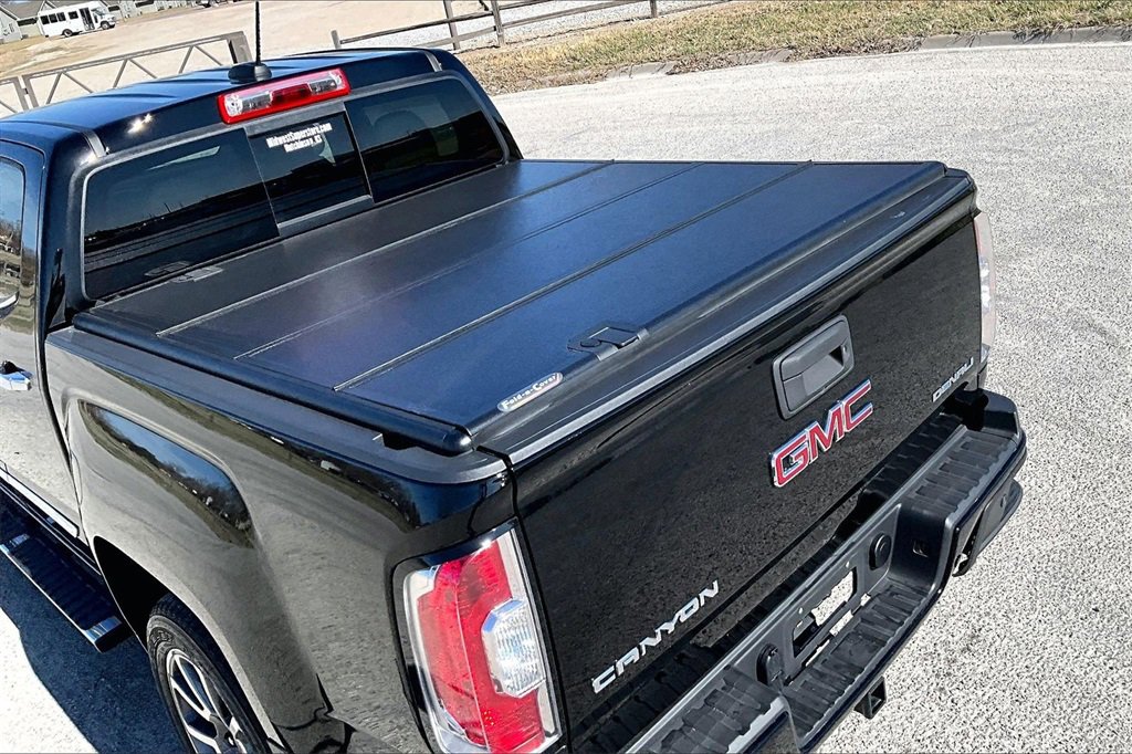 Used 2020 GMC Canyon Denali image 33