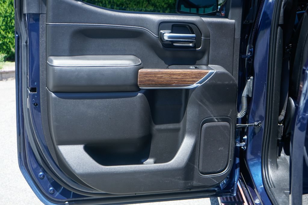 Used 2019 Chevrolet Silverado 1500 High Country AWD/4WD image 37