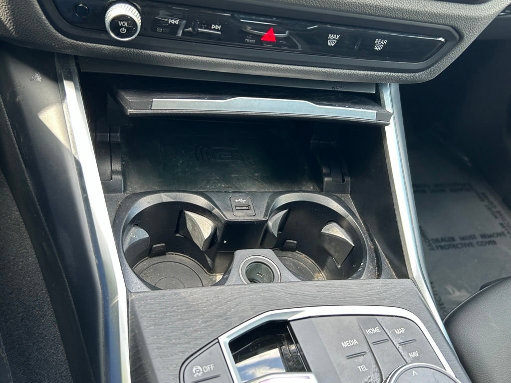 Used 2024 BMW 330i Sedan w/ Convenience Package RWD image 21