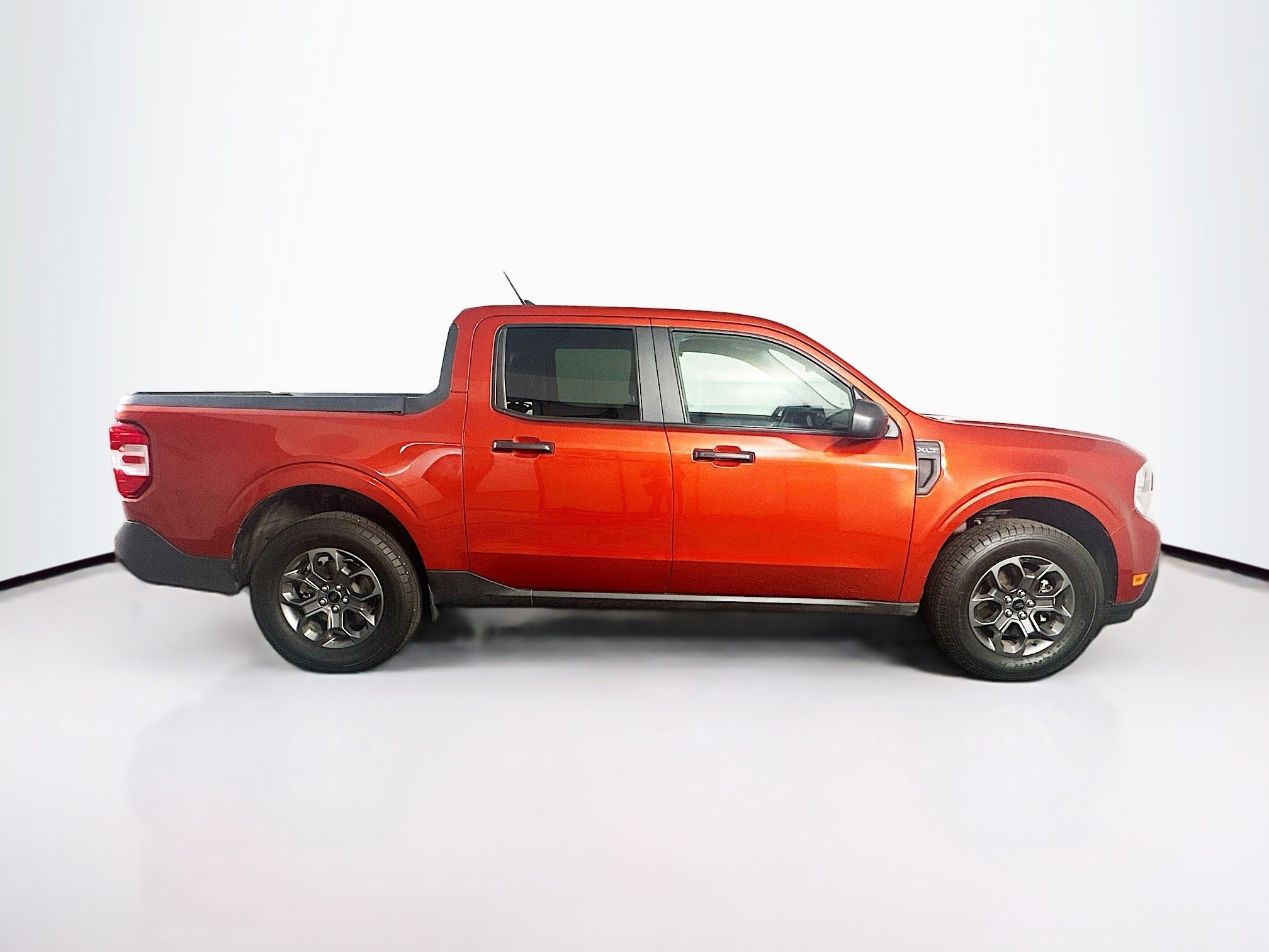 Used 2022 Ford Maverick XLT w/ Equipment Group 300A Standard AWD/4WD image 10