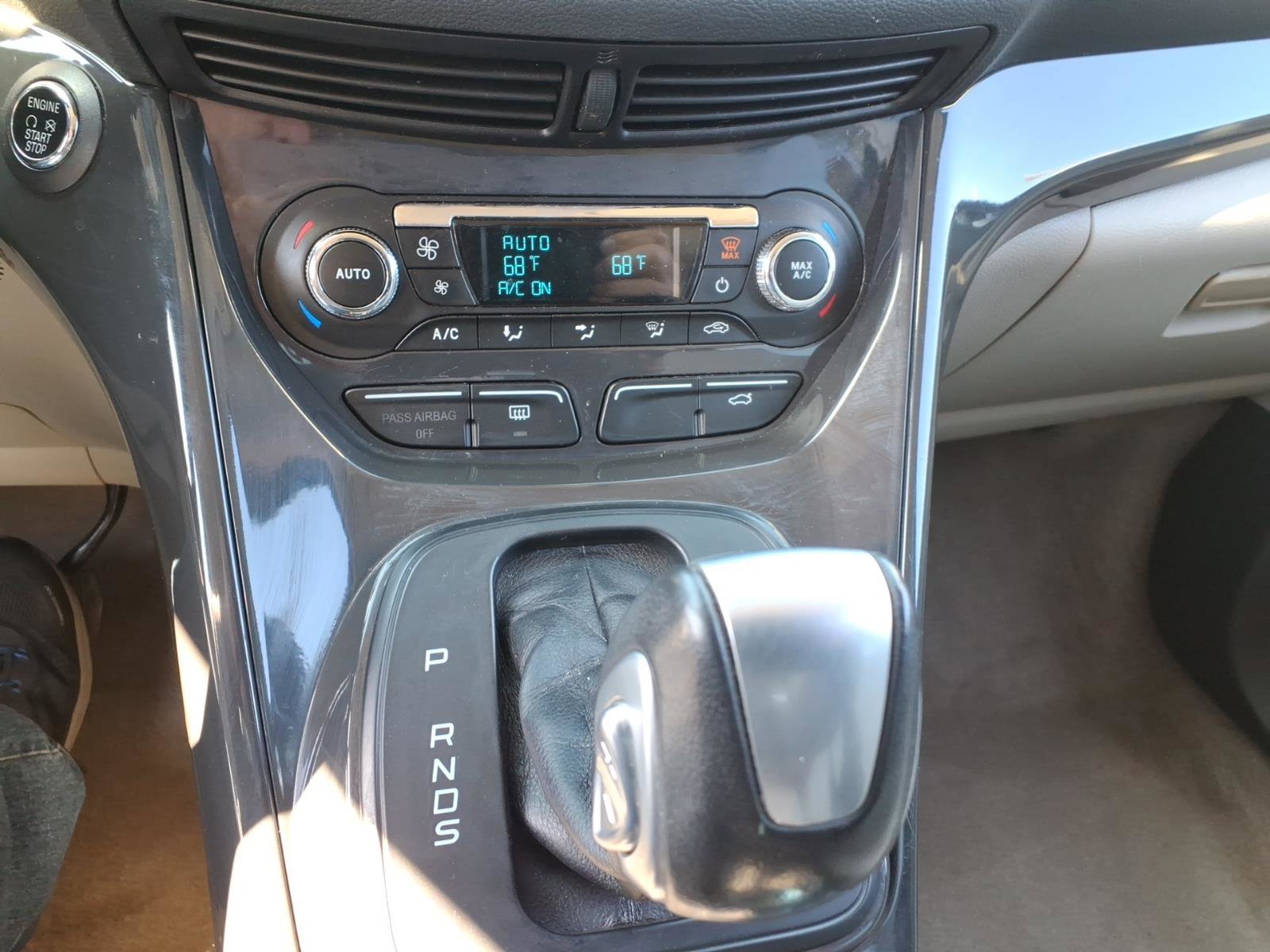Used 2014 Ford Escape Titanium AWD/4WD image 34