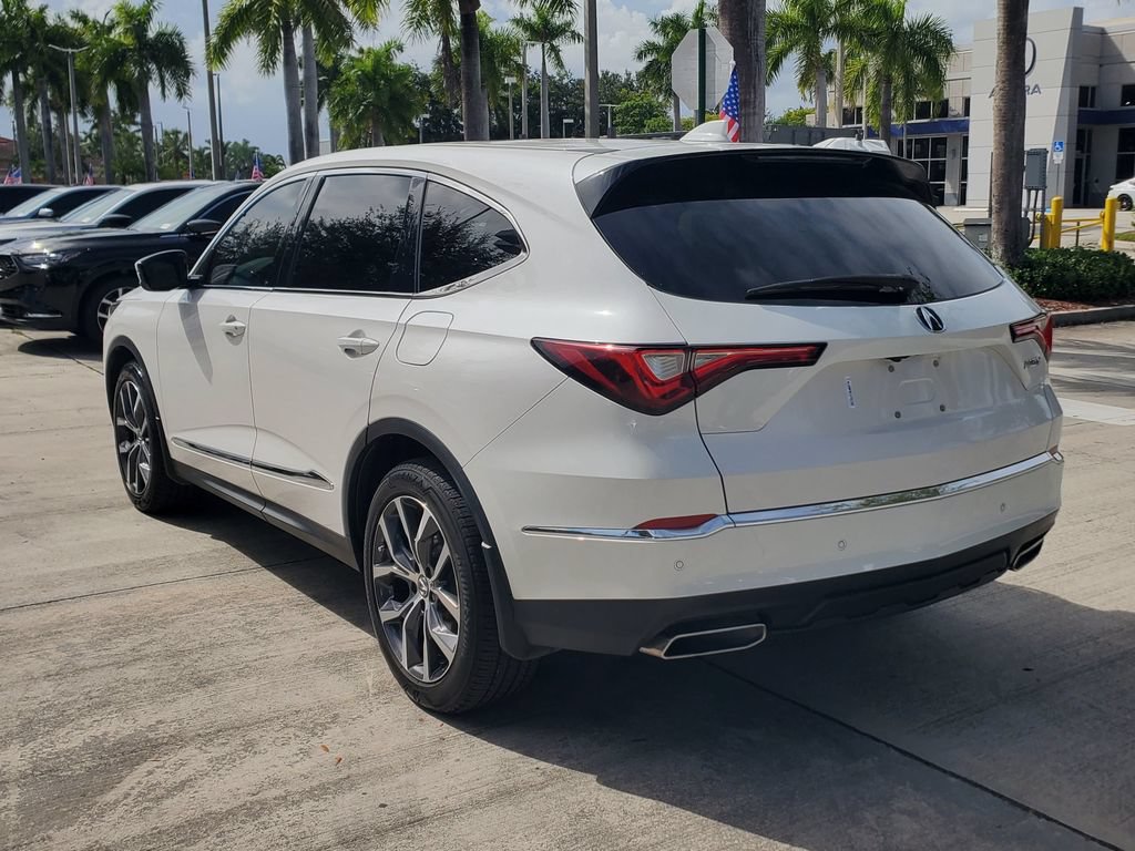 Used 2024 Acura MDX w/ Technology Package FWD image 5
