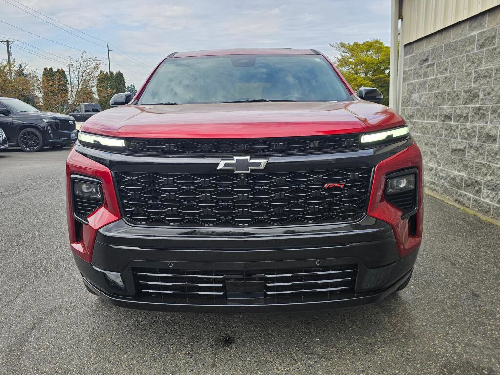Used 2024 Chevrolet Traverse RS w/ LPO, Floor Liner Package image 12