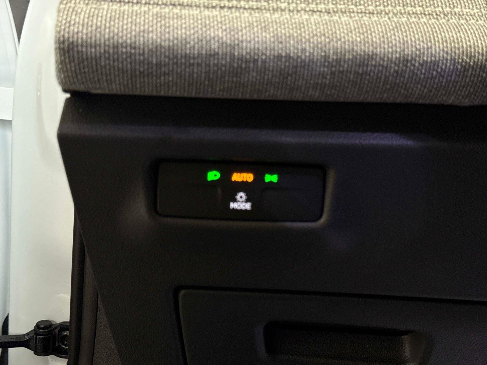 New 2026 Volkswagen Tiguan S image 30