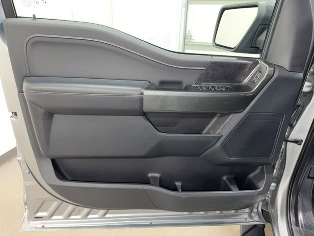 Used 2022 Ford F150 XLT w/ Equipment Group 302A High image 10