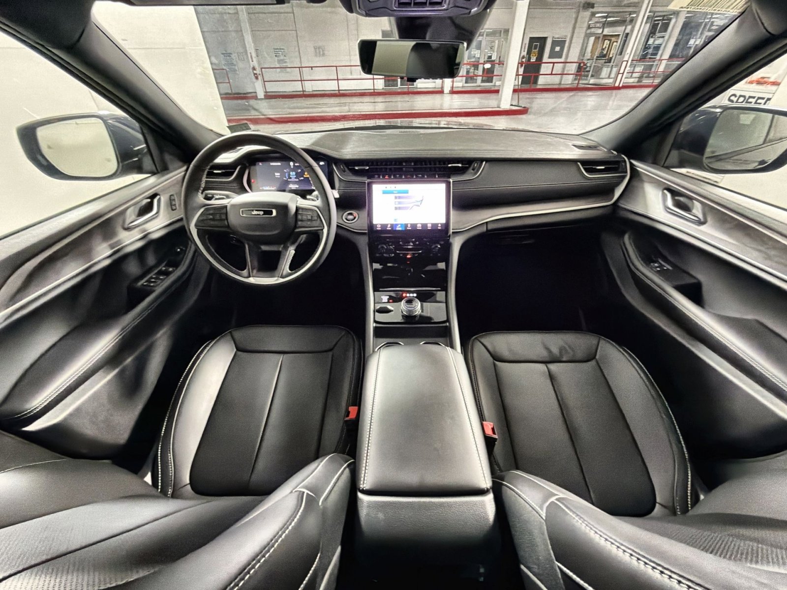 New 2025 Jeep Grand Cherokee L Limited w/ Luxury Tech Group II image 23