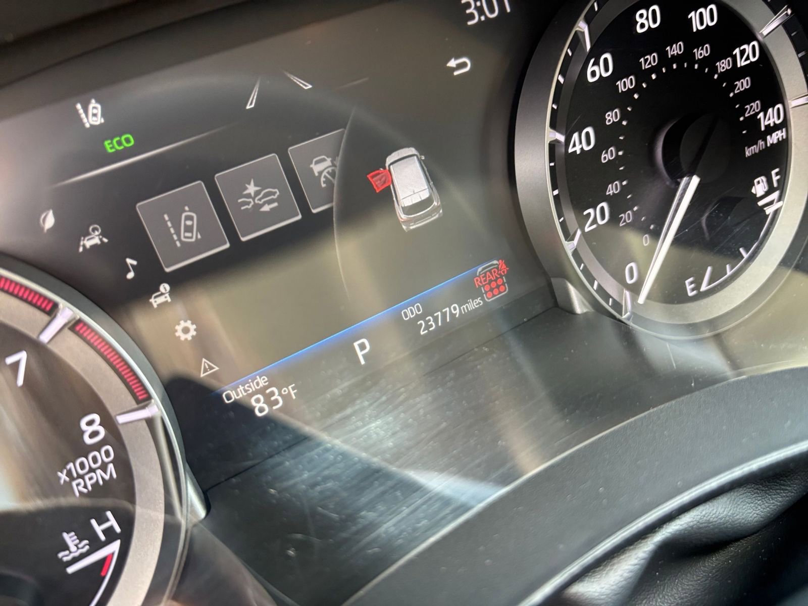 Used 2025 Toyota Highlander LE image 43