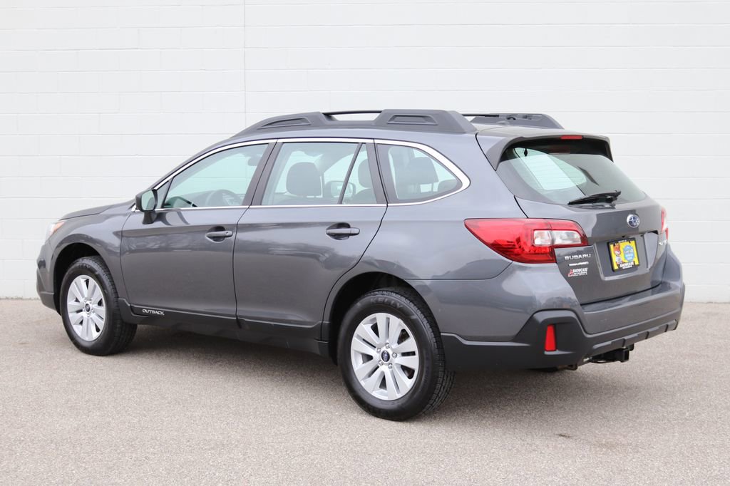Used 2019 Subaru Outback 2.5i AWD/4WD image 3