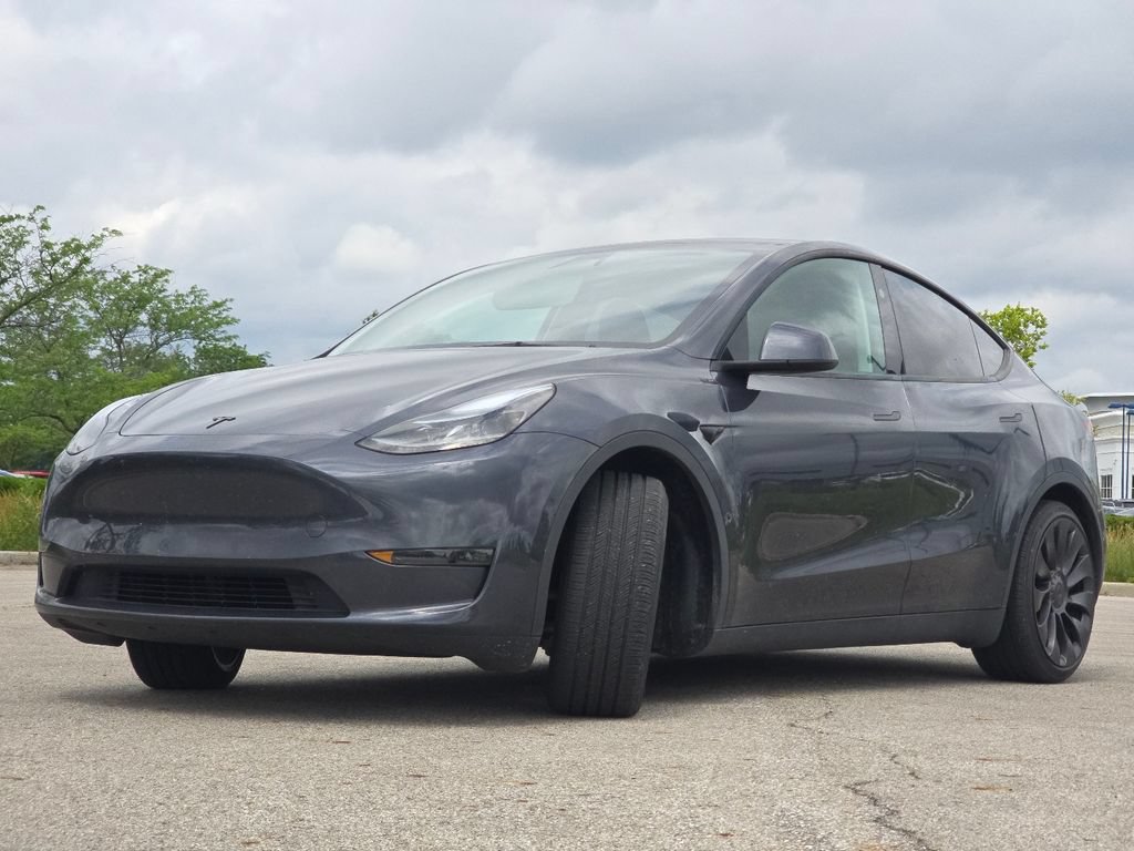 Used 2024 Tesla Model Y Performance AWD/4WD image 11
