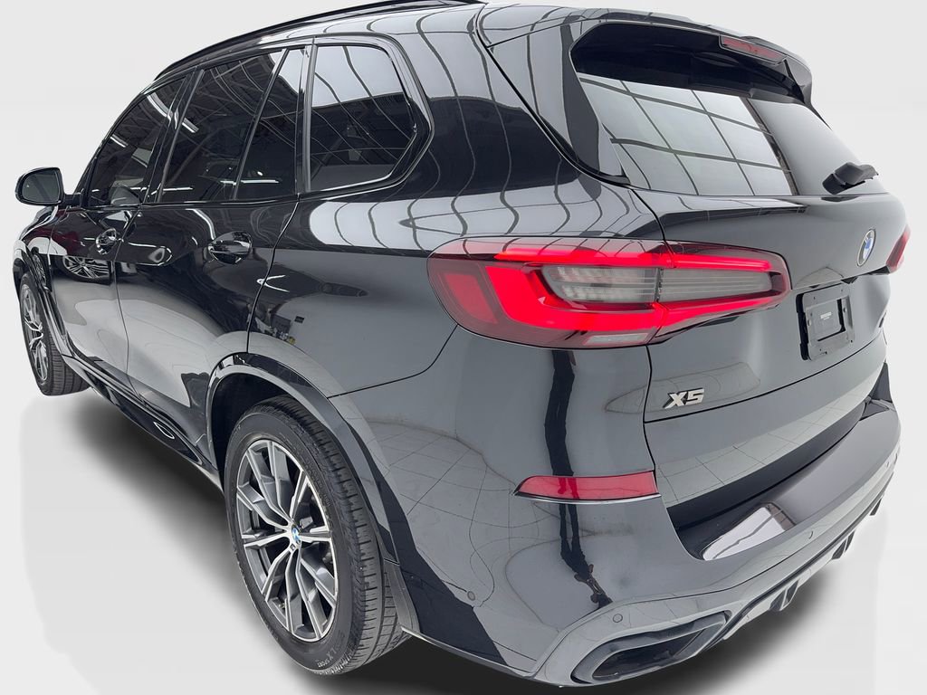 Used 2022 BMW X5 M50i AWD/4WD image 10