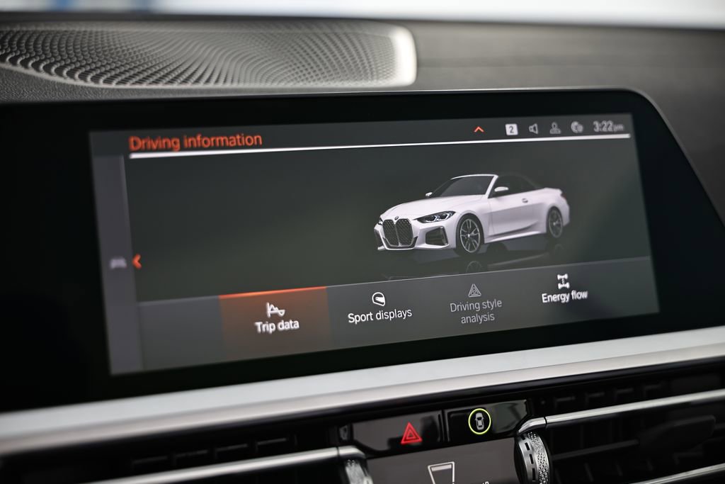 Used 2022 BMW M440i Convertible w/ Premium Package image 38