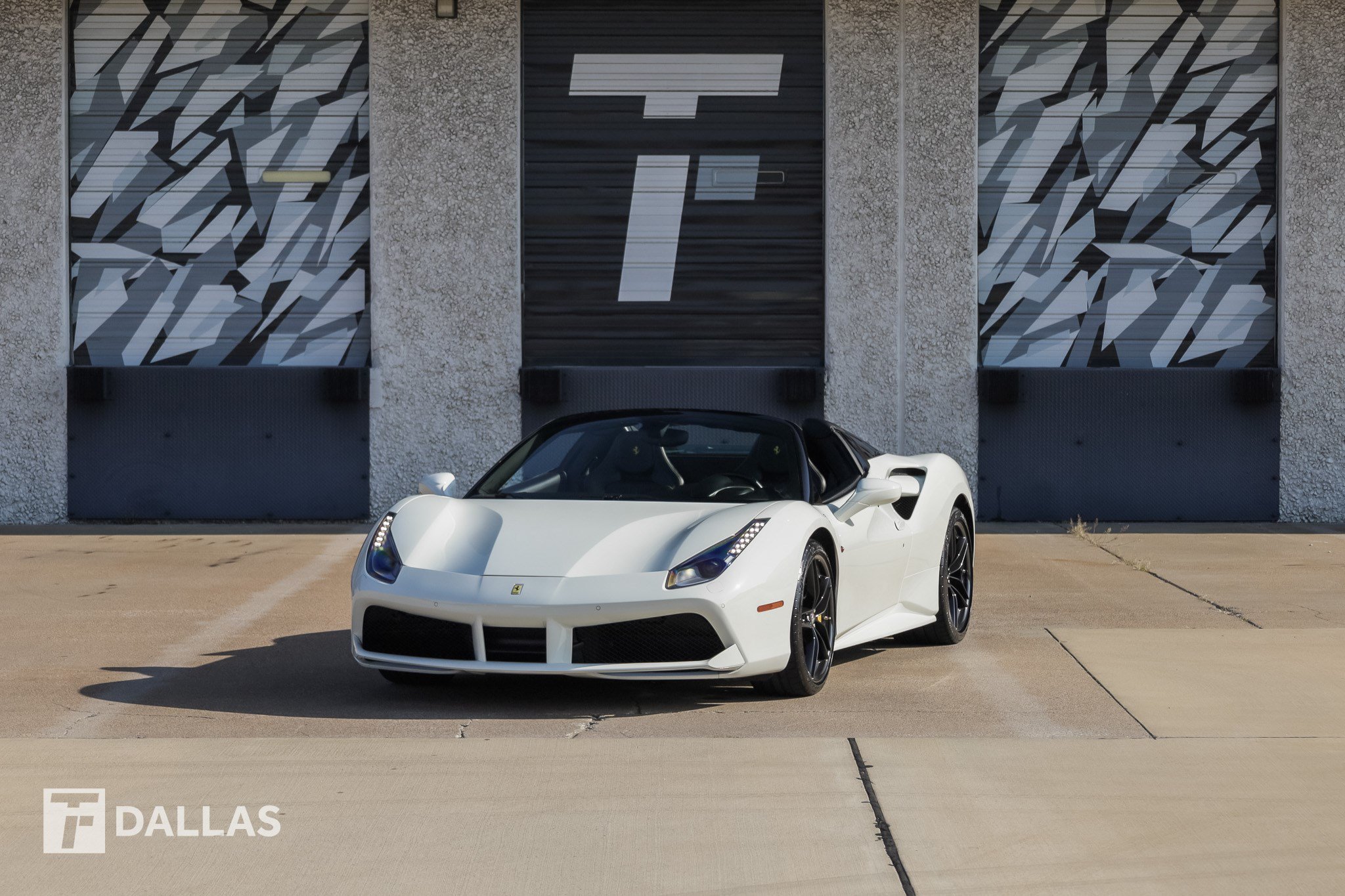 Used 2017 Ferrari 488 Spider RWD image 5