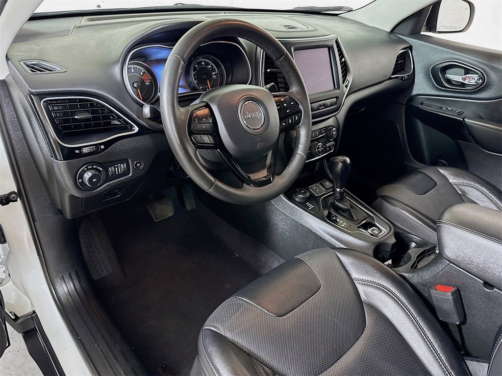 Used 2023 Jeep Cherokee Altitude Lux image 7