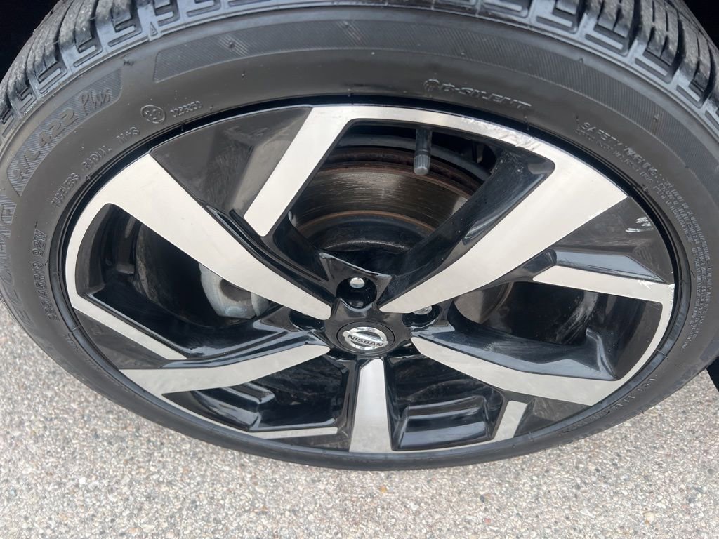 Certified 2022 Nissan Rogue Sport SL image 46