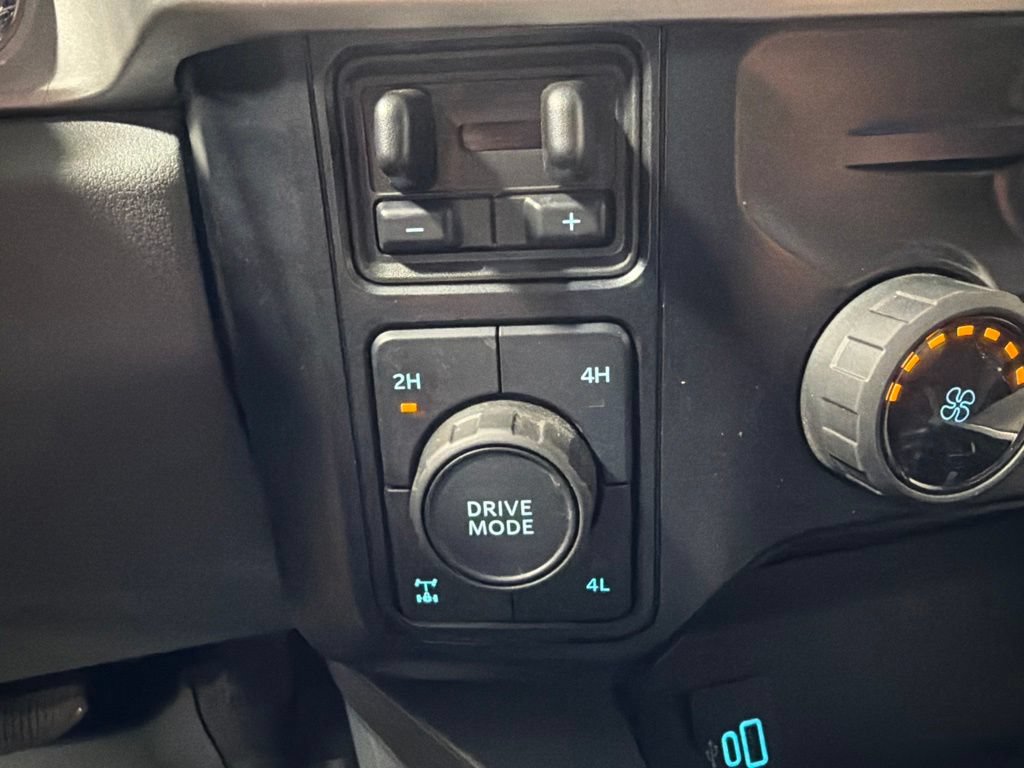 Used 2024 Ford F250 XLT w/ XLT Premium Package AWD/4WD image 19