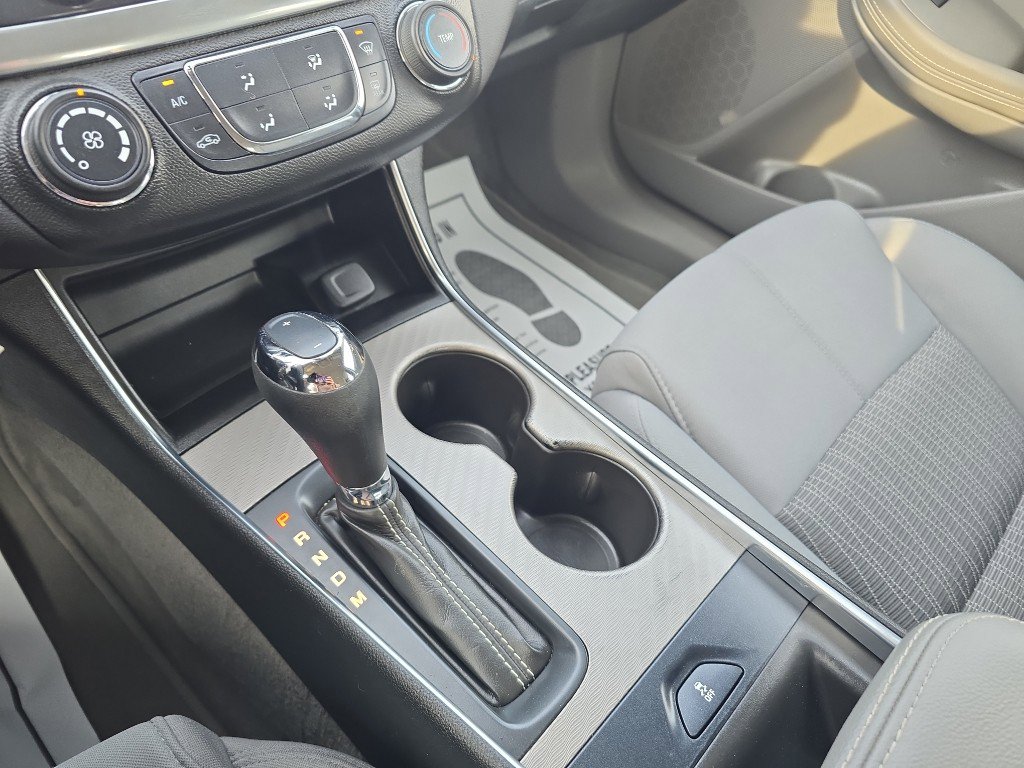 Used 2017 Chevrolet Impala LS image 25