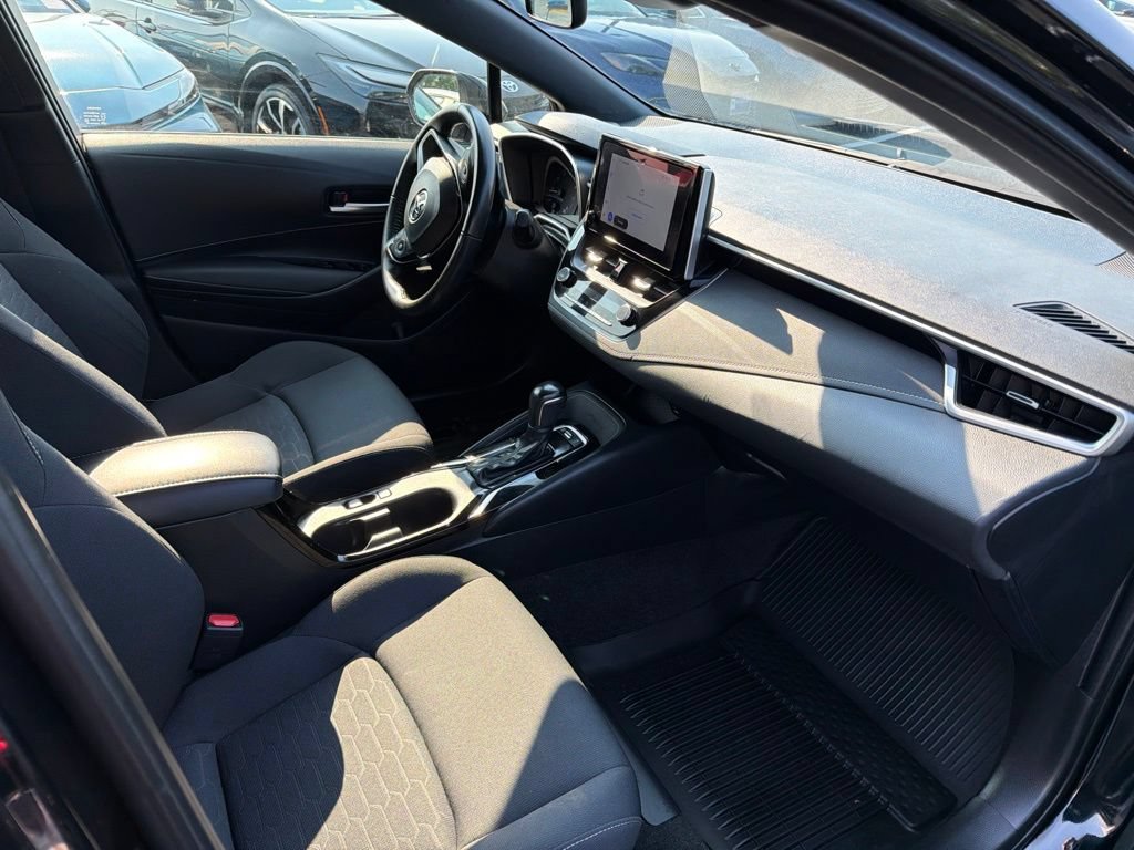 Certified 2025 Toyota Corolla SE FWD image 11
