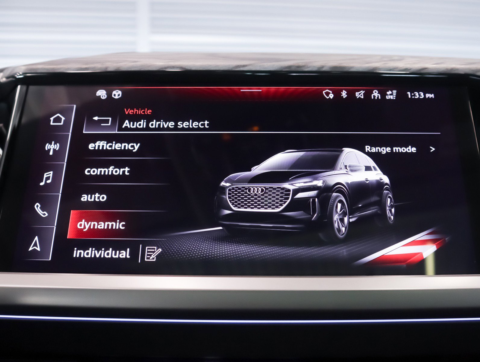 Certified 2024 Audi Q4 e-tron Premium Plus image 20