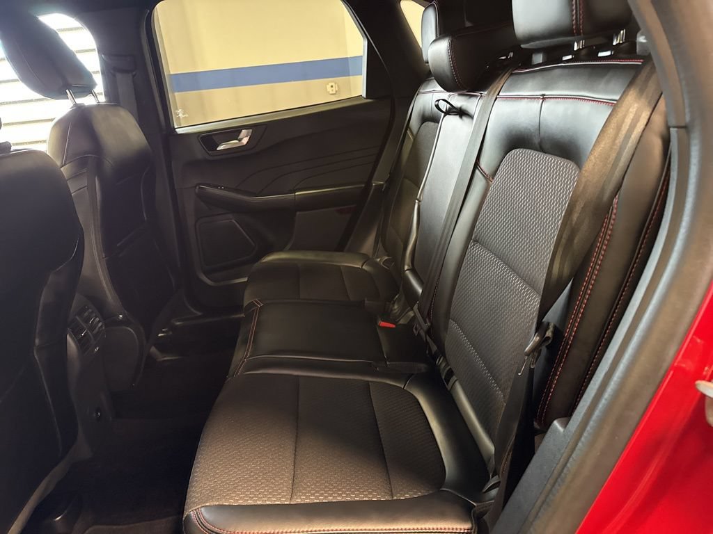 Used 2025 Ford Escape ST-Line AWD/4WD image 24