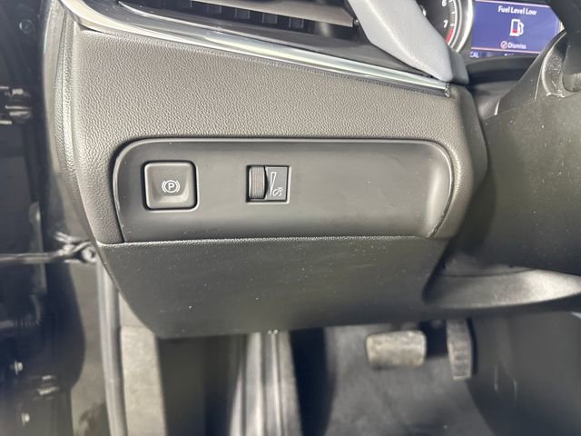 Used 2023 Buick Enclave Essence image 19