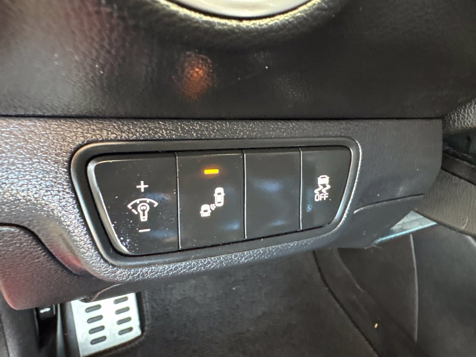 Used 2023 Kia Forte GT w/ GT2 Package FWD image 13