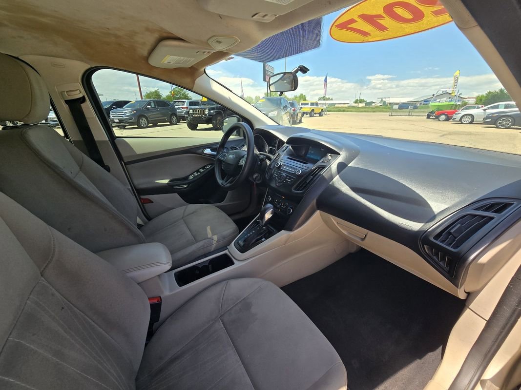 Used 2017 Ford Focus SE image 17