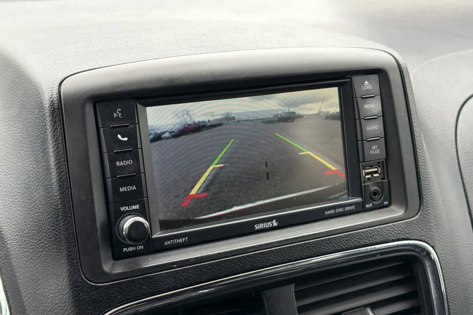 Used 2015 Dodge Grand Caravan R/T image 21