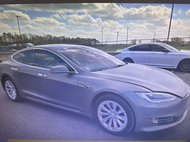 Used 2019 Tesla Model S 75D image 3