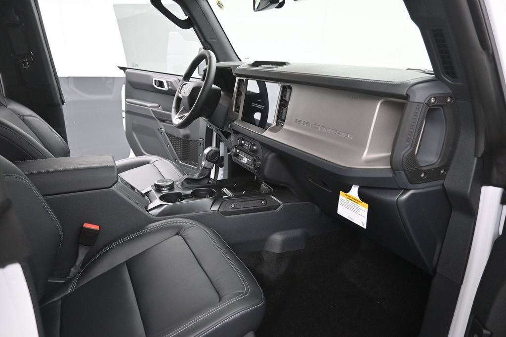 New 2026 Ford Bronco Outer Banks AWD/4WD image 27
