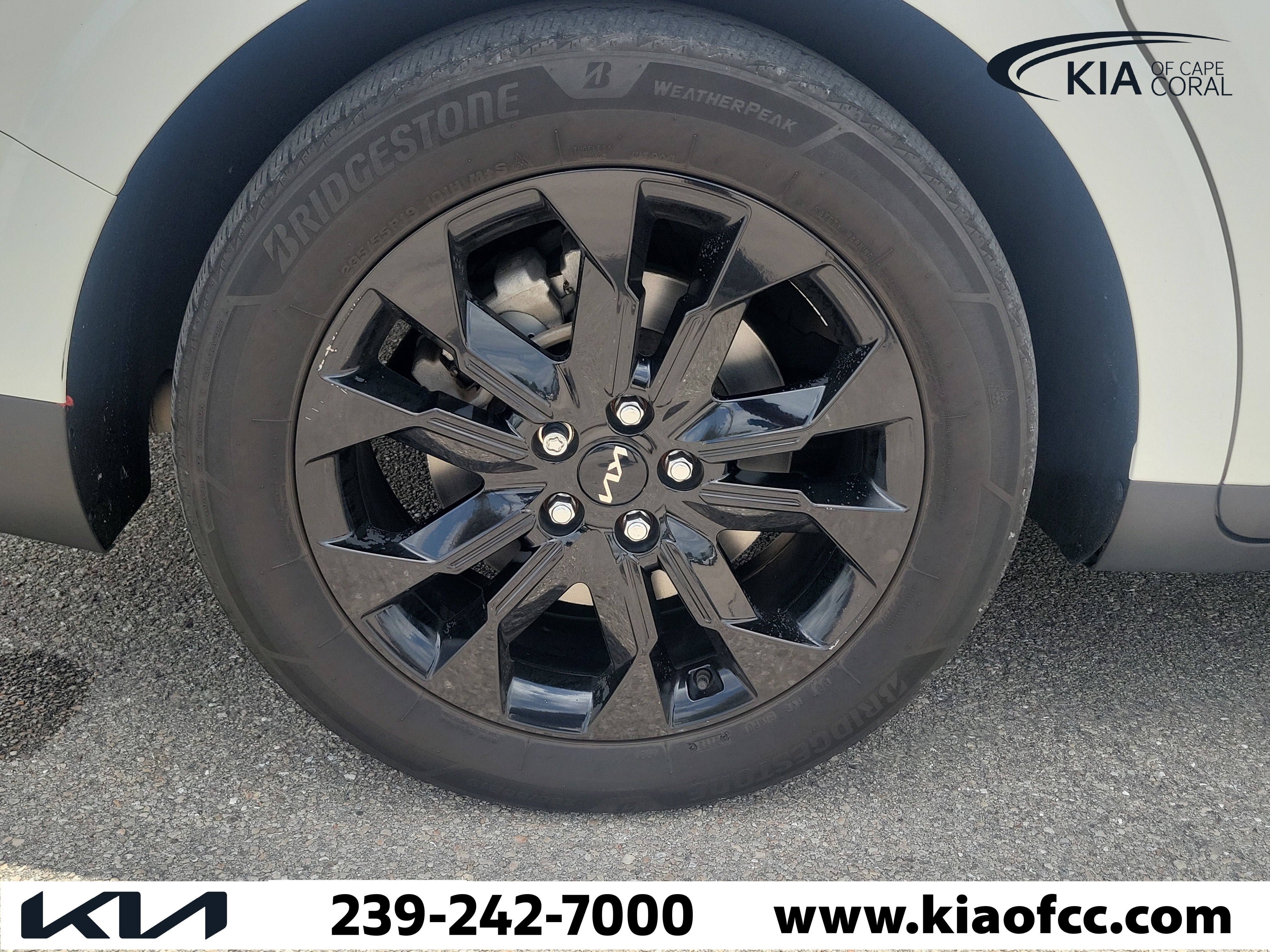 Used 2022 Kia Carnival SX Prestige FWD image 9