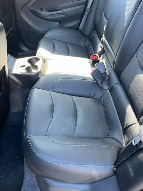 Used 2018 Chevrolet Volt Premier w/ Driver Confidence Package FWD image 10