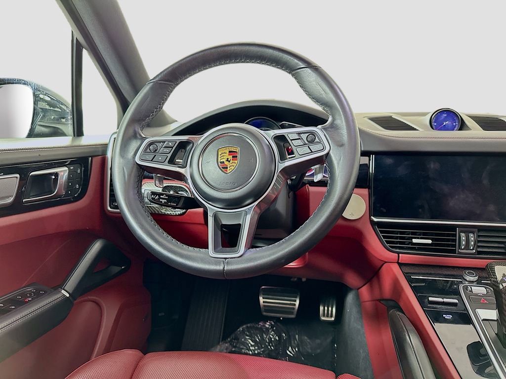 Used 2022 Porsche Cayenne S Platinum image 23