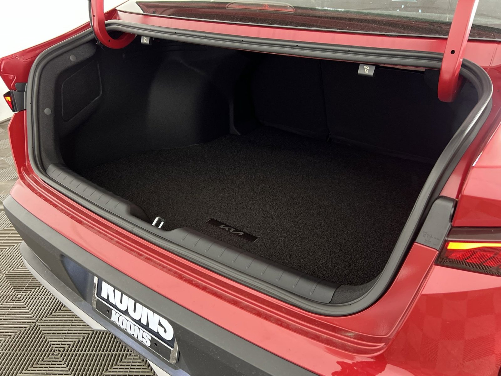 New 2025 Kia K4 EX image 24