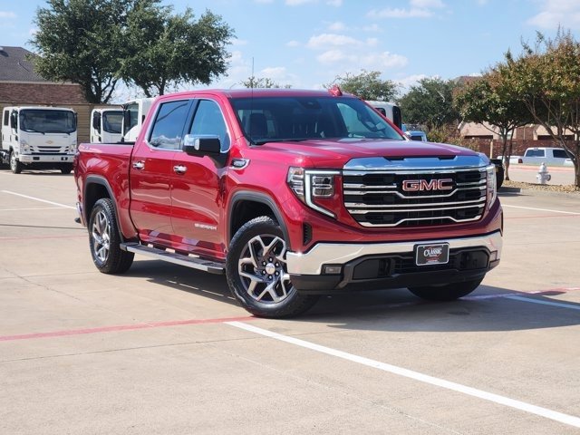 Used 2023 GMC Sierra 1500 SLT image 2