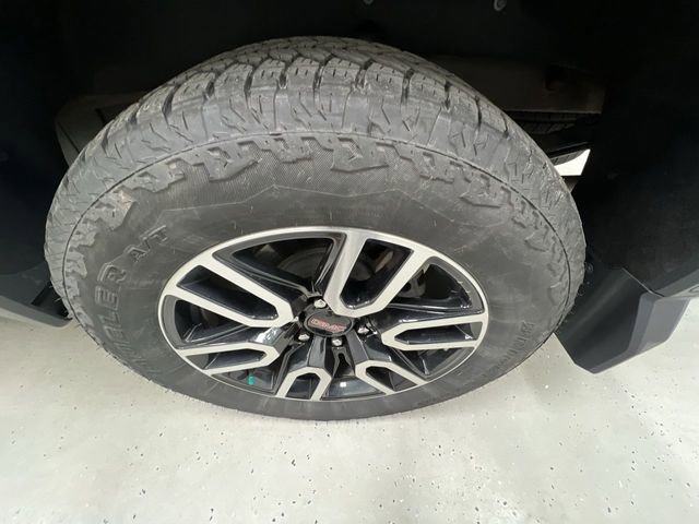 Certified 2025 GMC Sierra 1500 AT4 w/ AT4 Premium Package AWD/4WD image 34