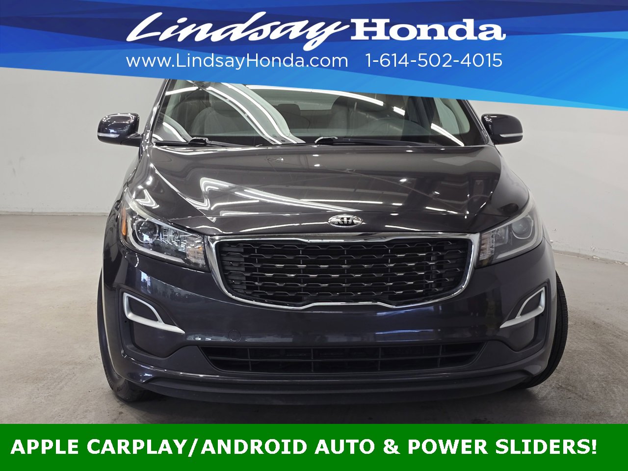 Used 2019 Kia Sedona LX image 2