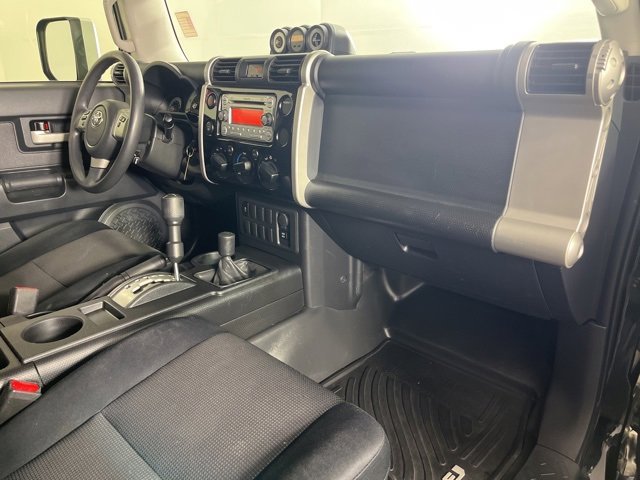 Used 2013 Toyota FJ Cruiser 4WD image 31