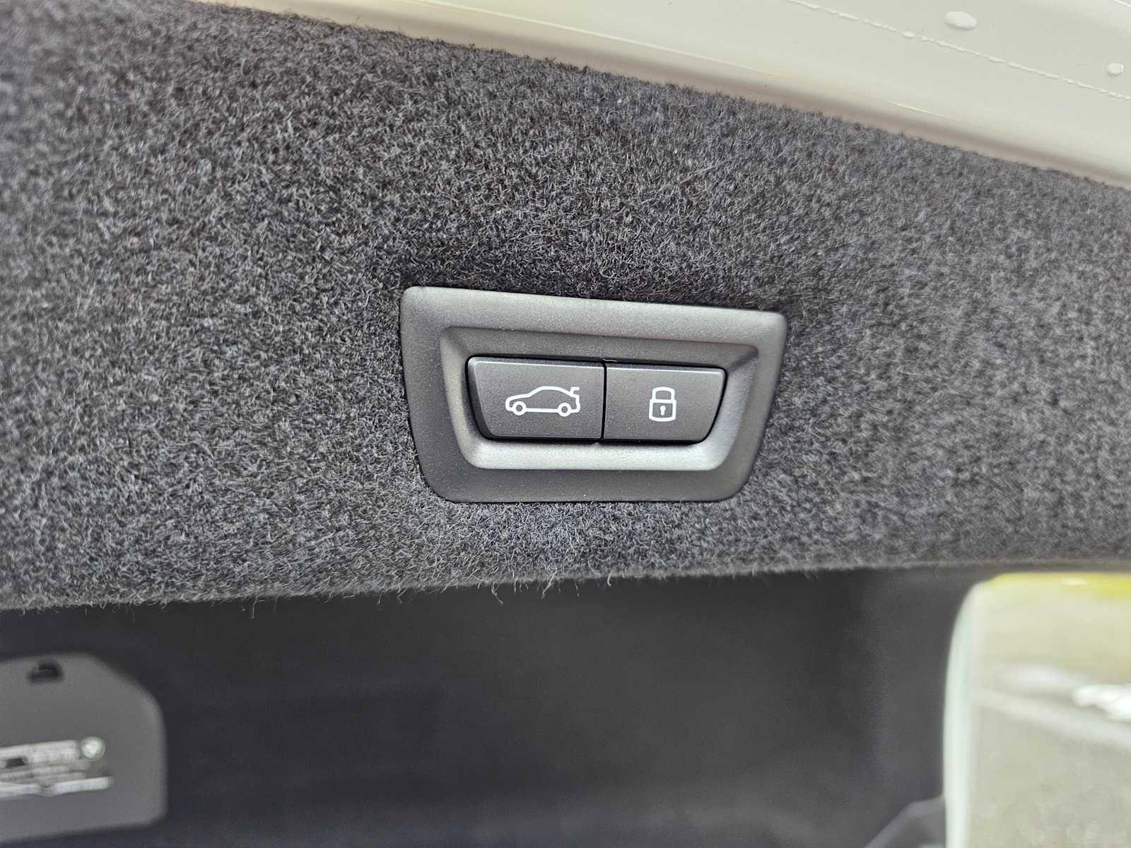 New 2025 BMW i7 xDrive60 w/ Executive Package image 20