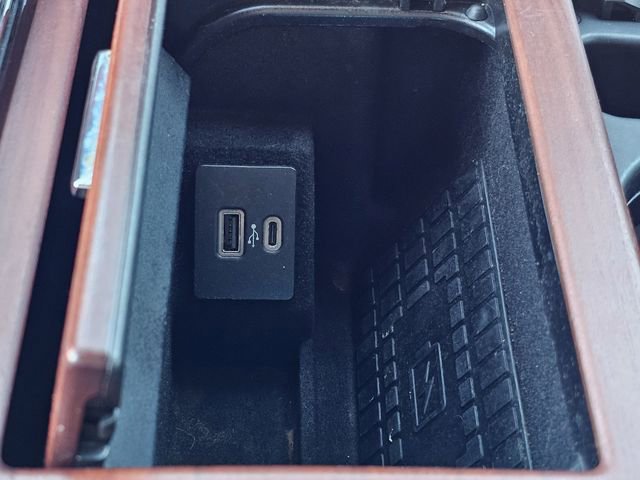 Used 2021 Lincoln Navigator Reserve w/ Luxury Package image 21