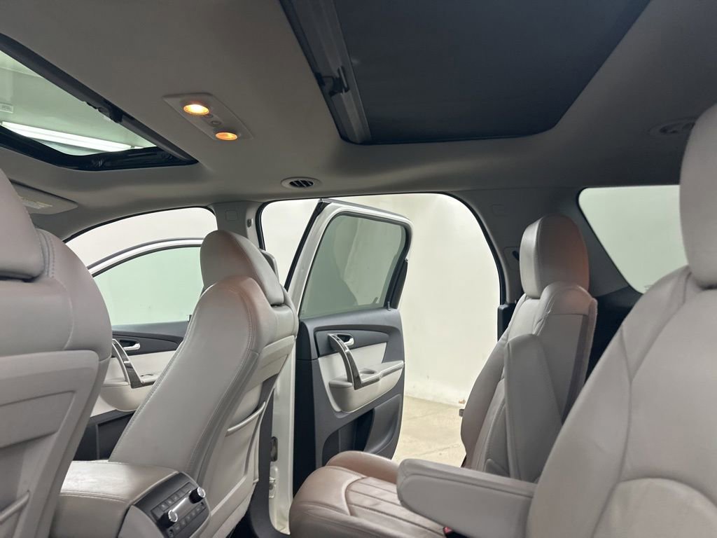 Used 2012 GMC Acadia Denali image 32