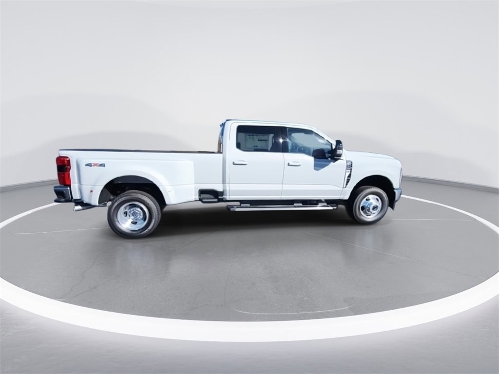 New 2026 Ford F350 Lariat image 9