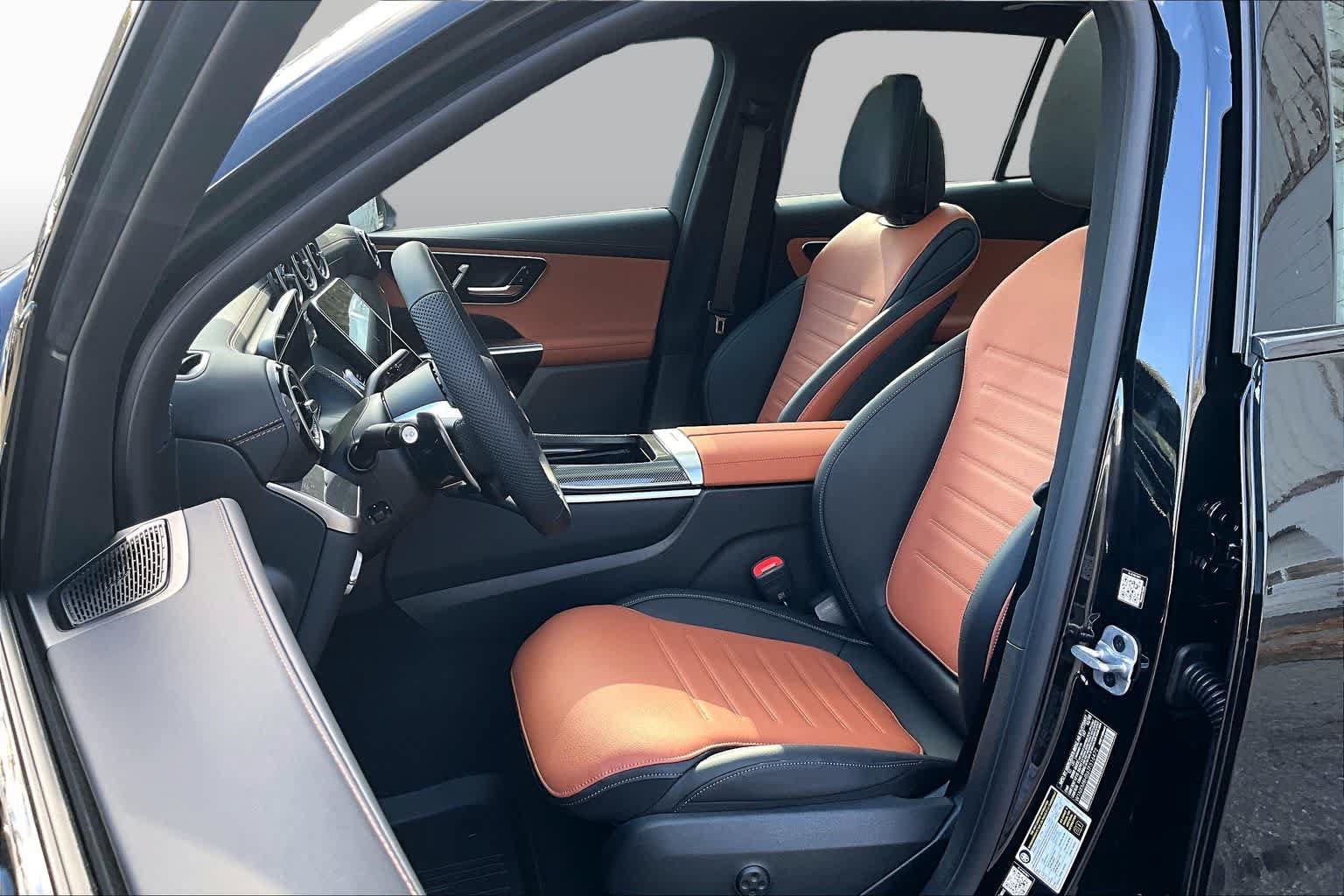 New 2026 Mercedes-Benz GLC 43 AMG 4MATIC image 14