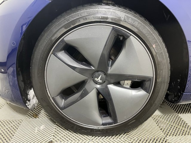 Used 2018 Tesla Model 3 image 21