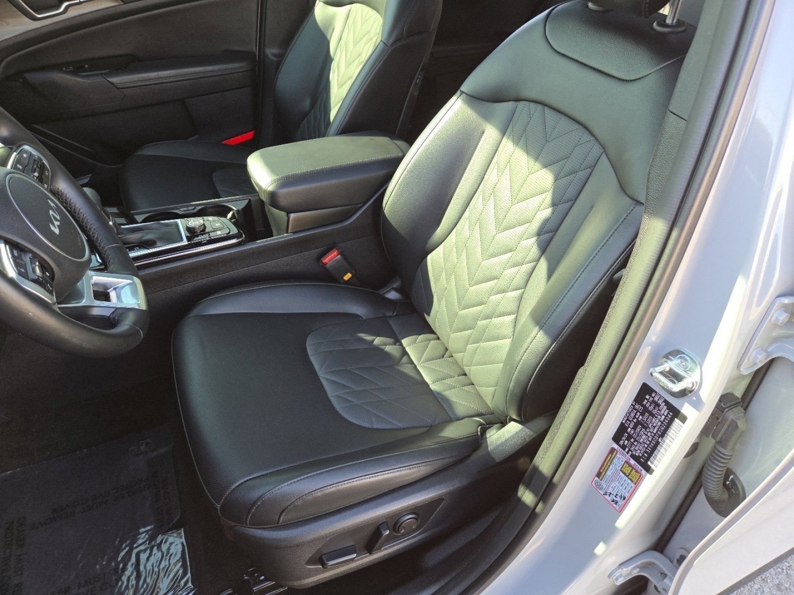 Used 2025 Kia Sportage X-Line w/ Premium Package image 25