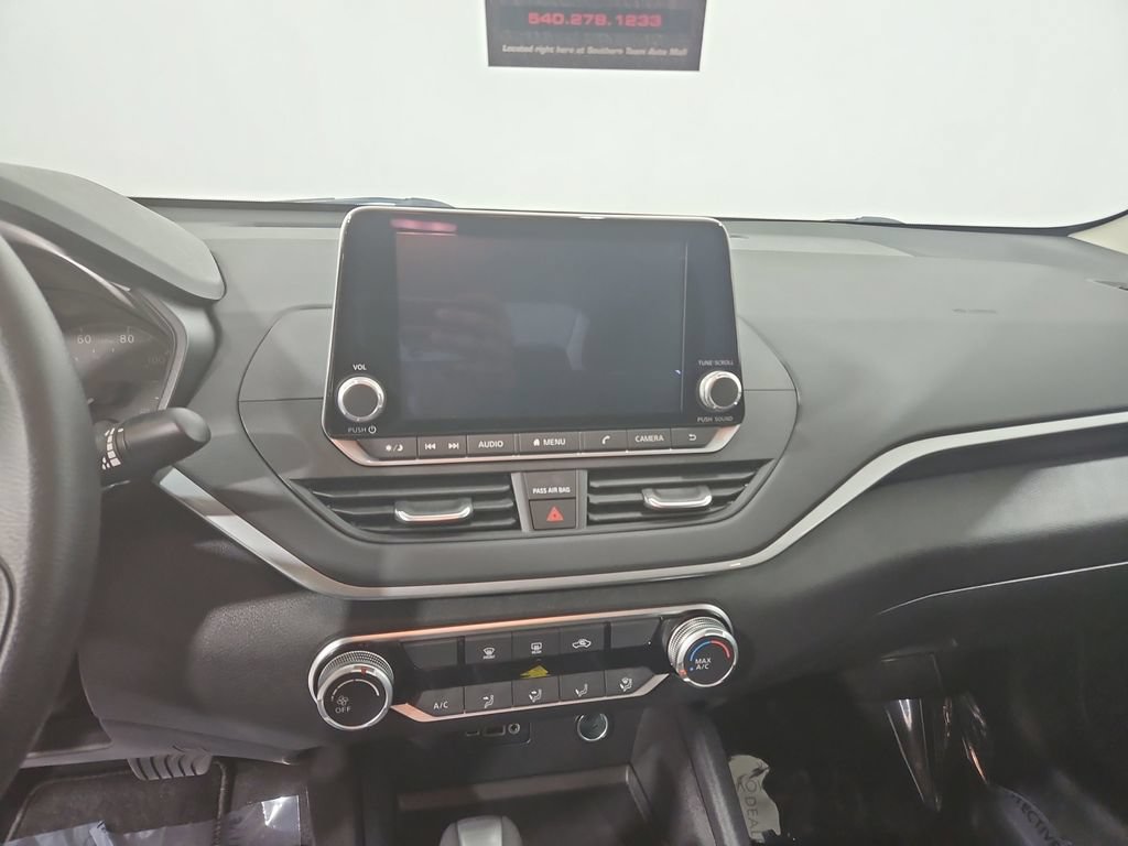 Certified 2025 Nissan Altima 2.5 S FWD image 20