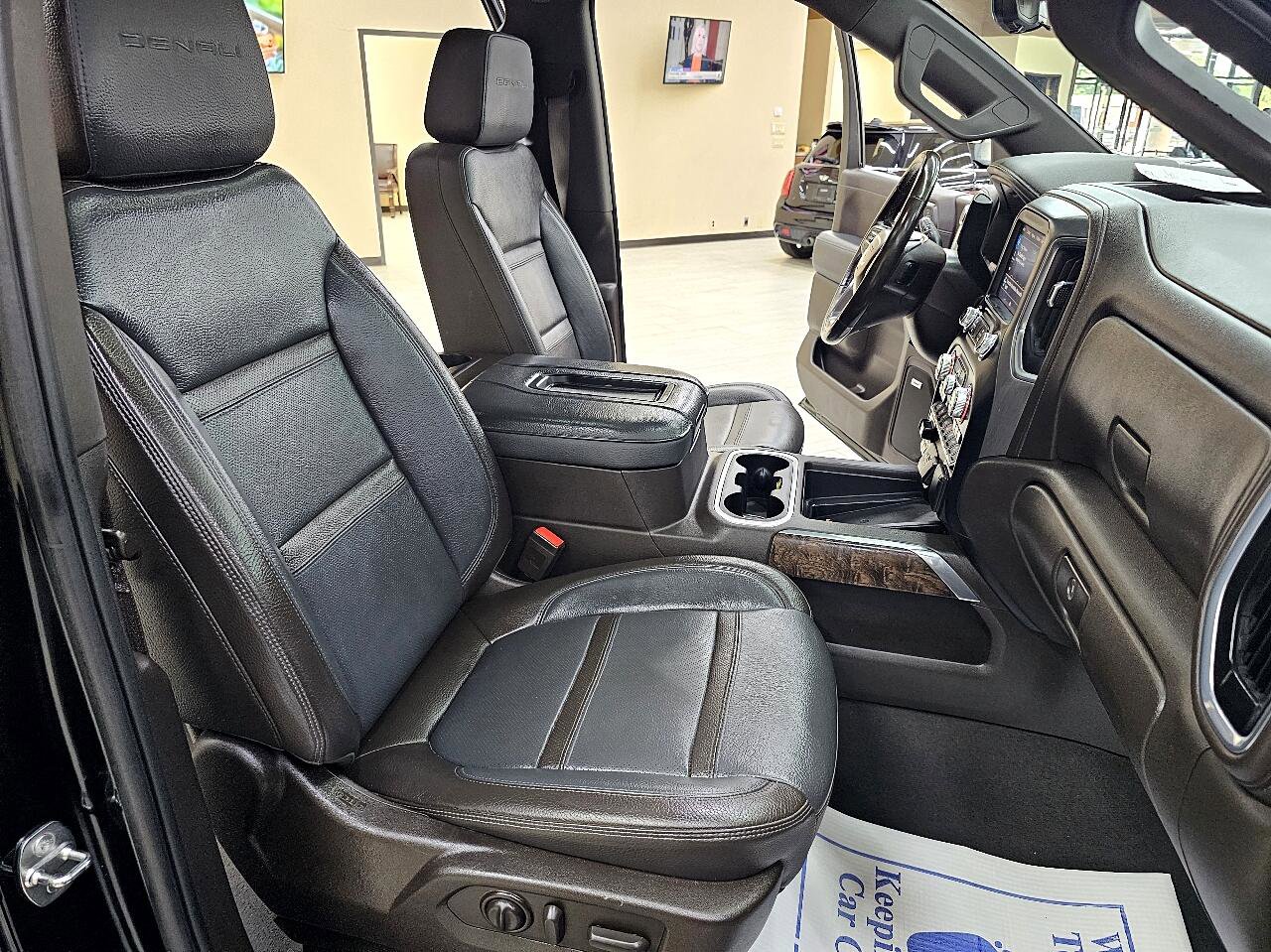 Used 2022 GMC Sierra 1500 Denali w/ Denali Premium Package image 23