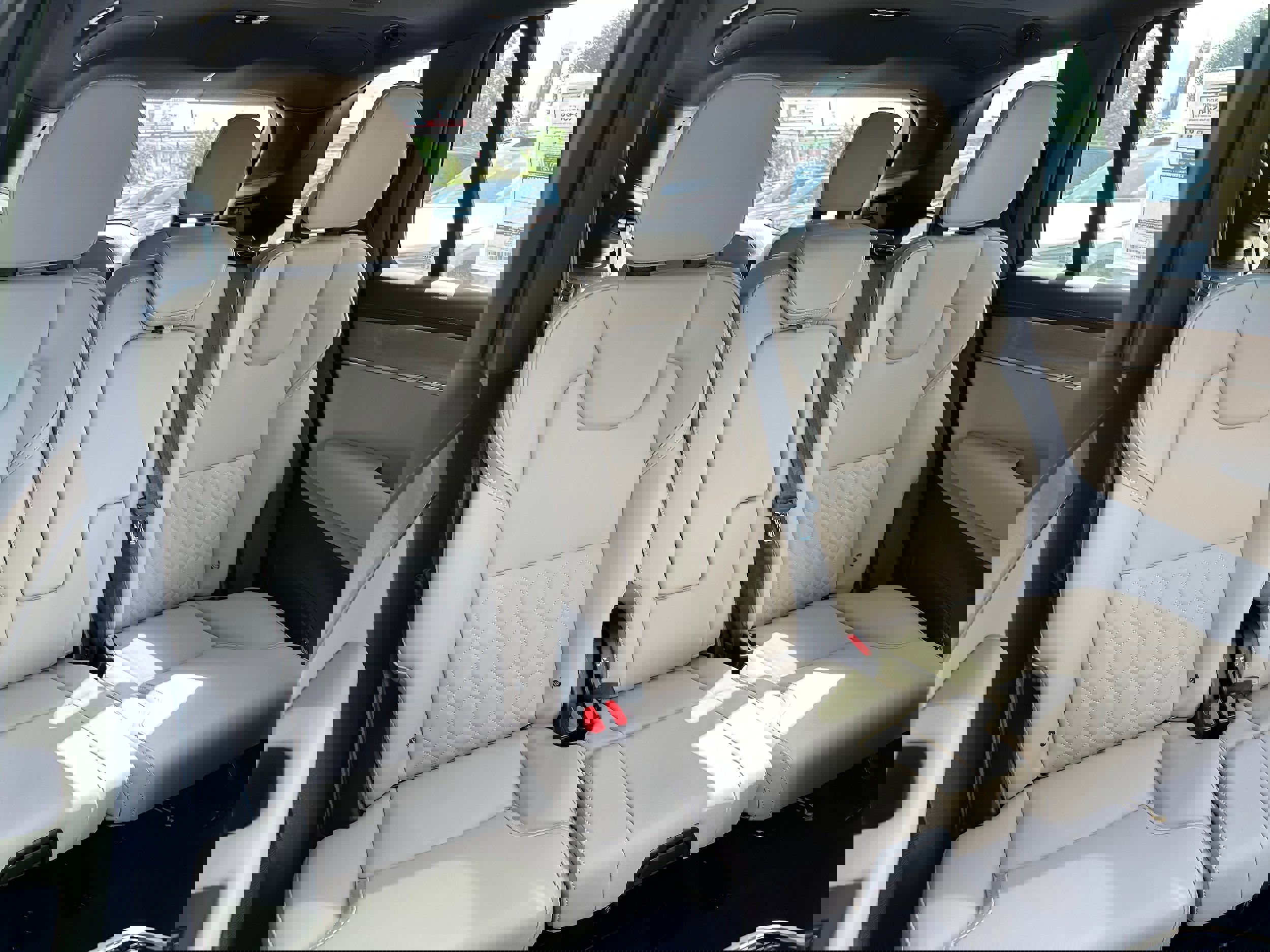 New 2026 Volvo XC90 B5 Plus image 10