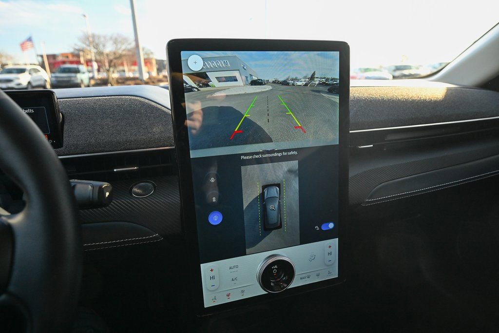 Used 2025 Ford Mustang Mach-E Premium image 36