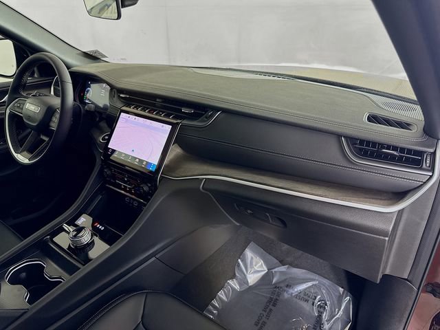 New 2025 Jeep Grand Cherokee Limited image 29