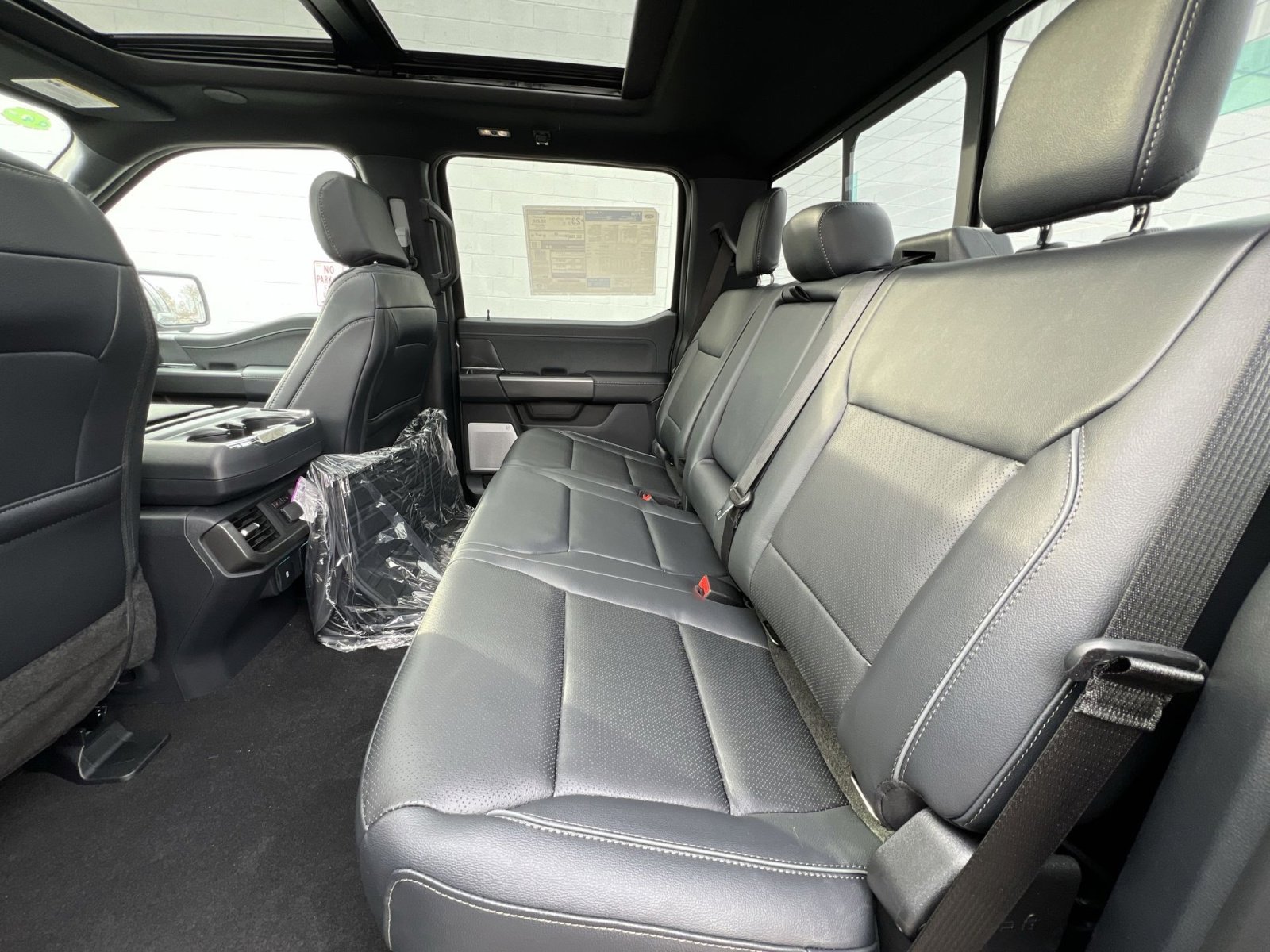 New 2026 Ford F150 Lariat w/ Equipment Group 502A High image 25